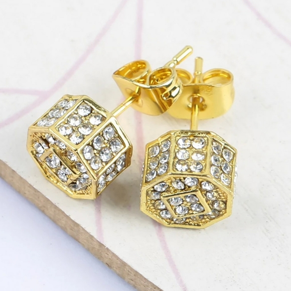 🎀18k Iced Out Diamond Studs - Picture 3 of 5